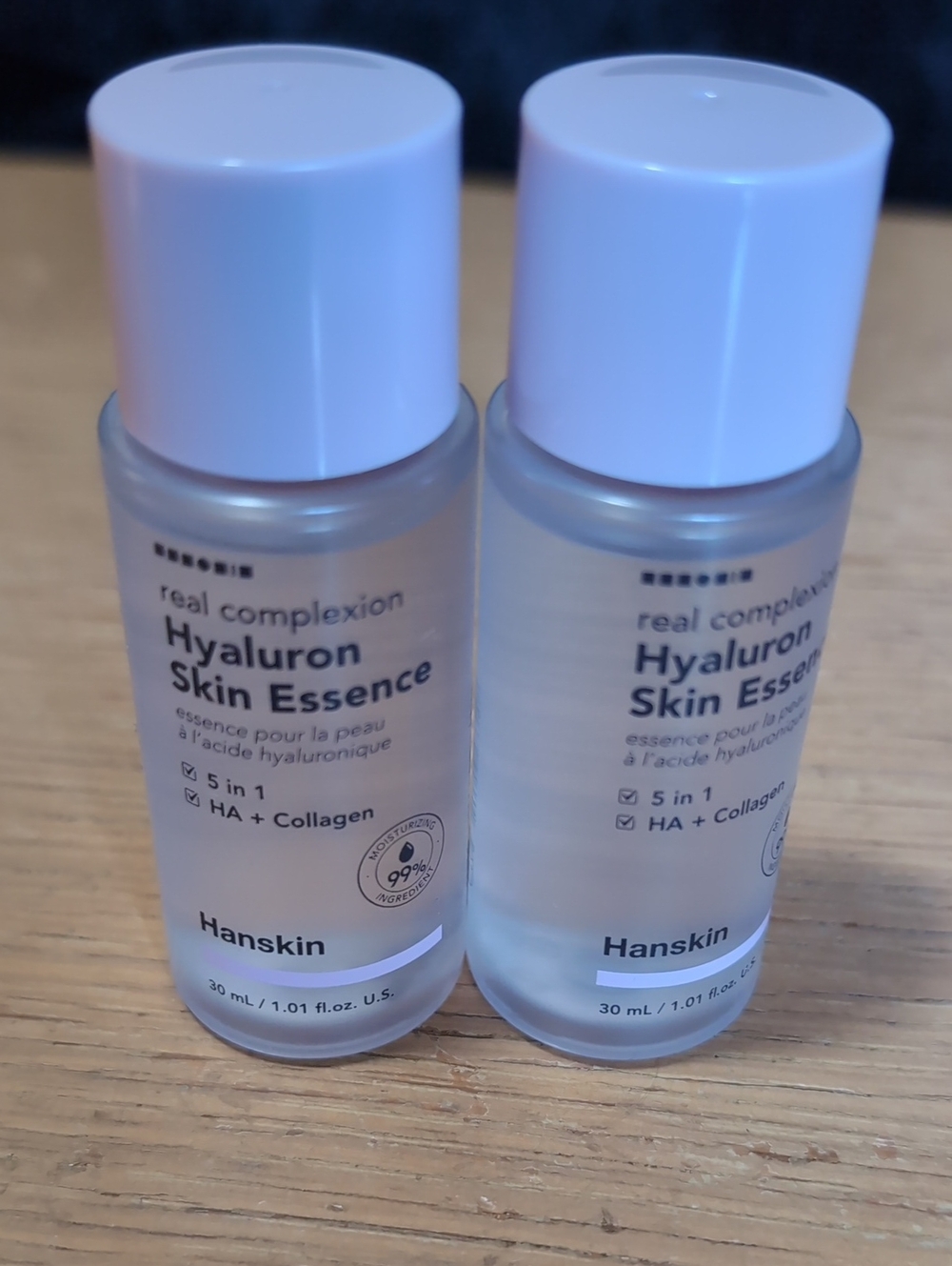 Hanskin Hyaluron Skin Essence Toner – Clear / White